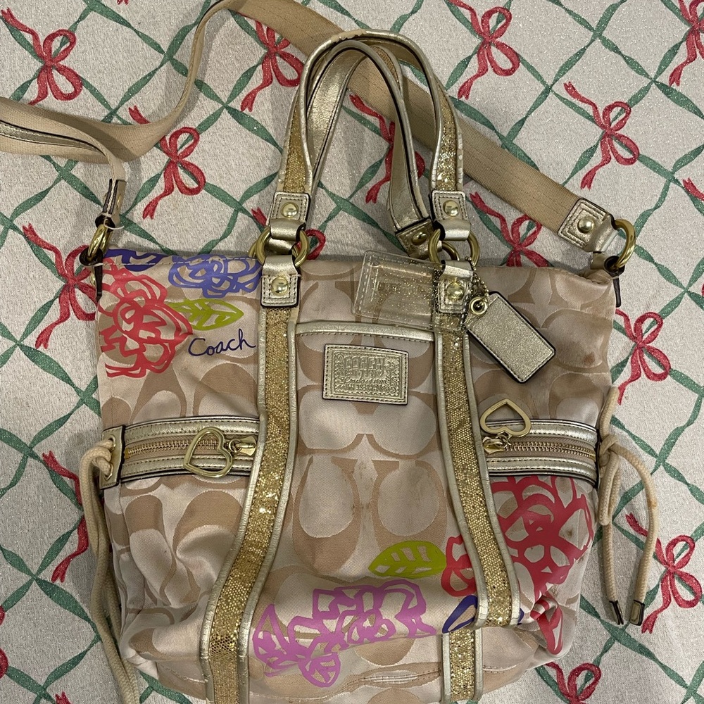 Early 2010s Coach Poppy Daisy